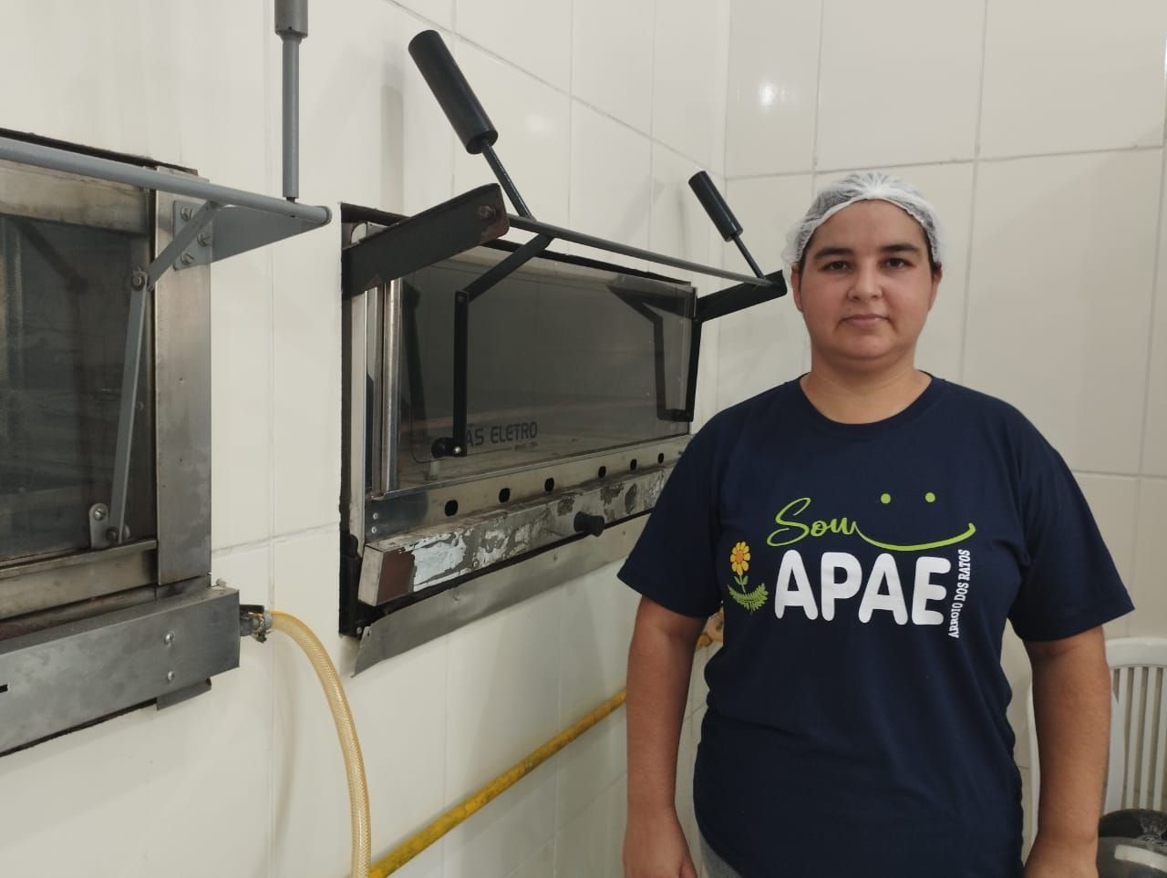 Na padaria da Apae de Arroio dos Ratos s�o produzidos alimentos para arrecada��o de fundos.