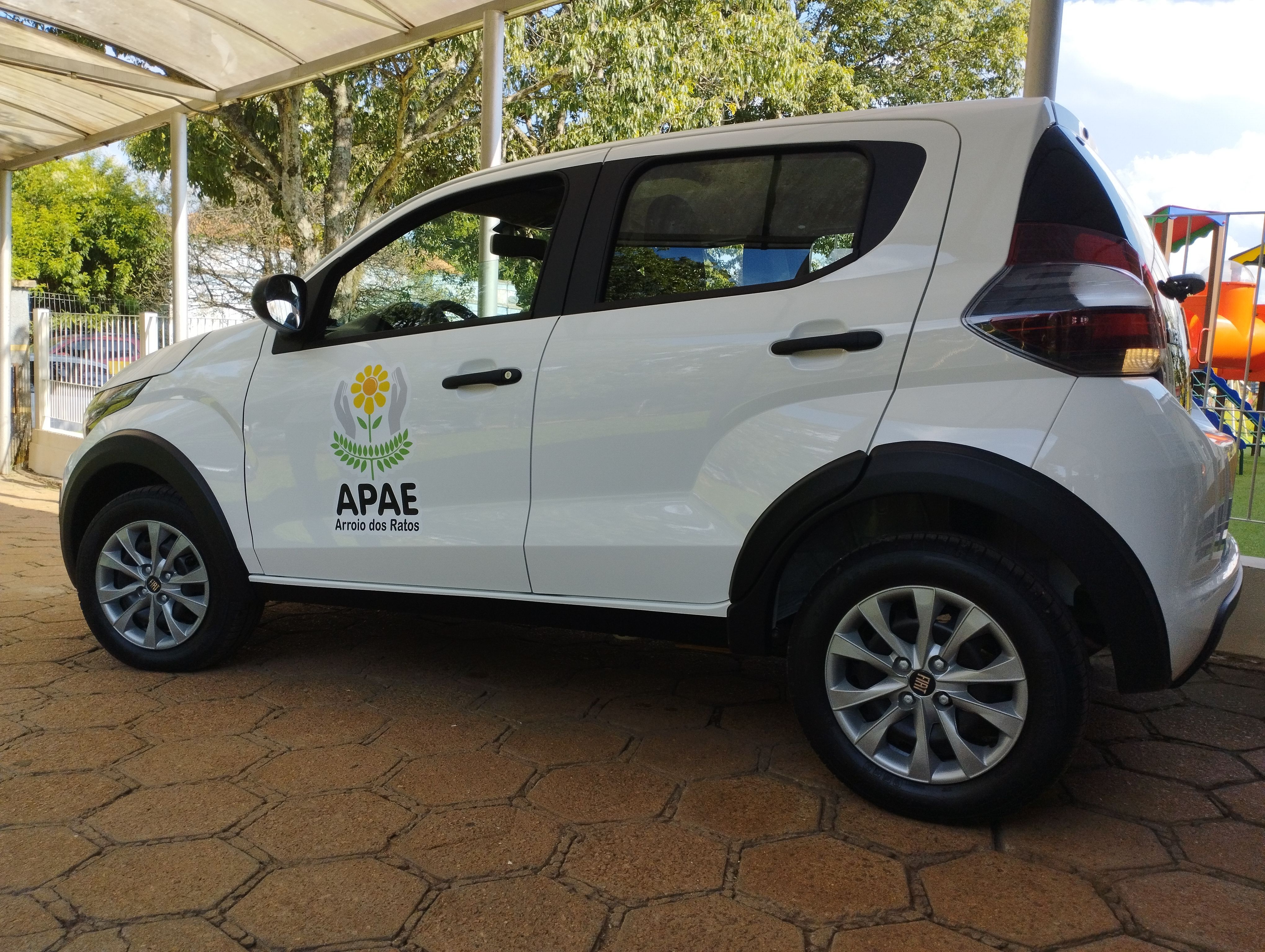Fiat Mobi 2022 adquirido pela institui��o.