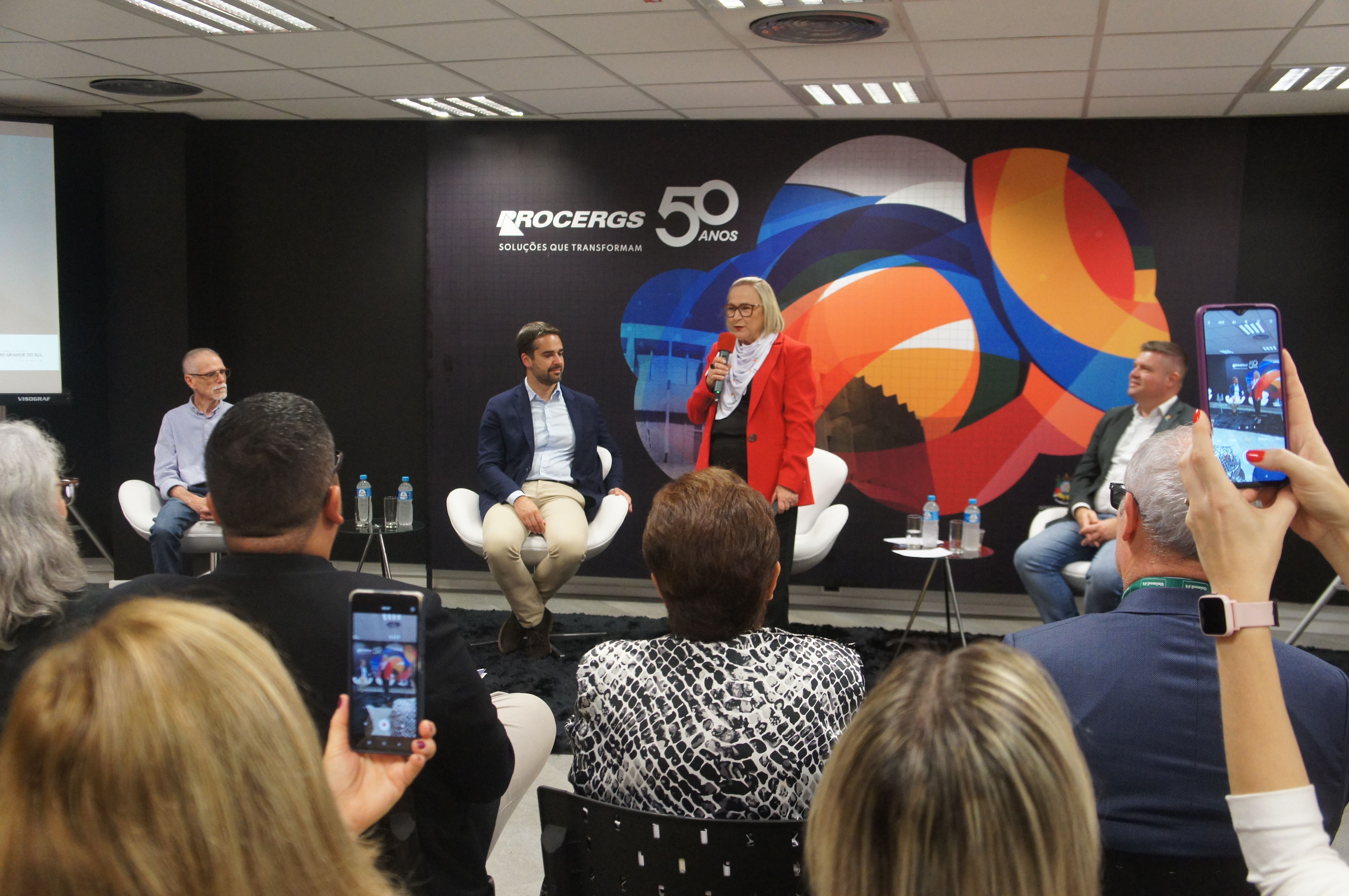 Arita Bergmann, secret�ria estadual de sa�de.